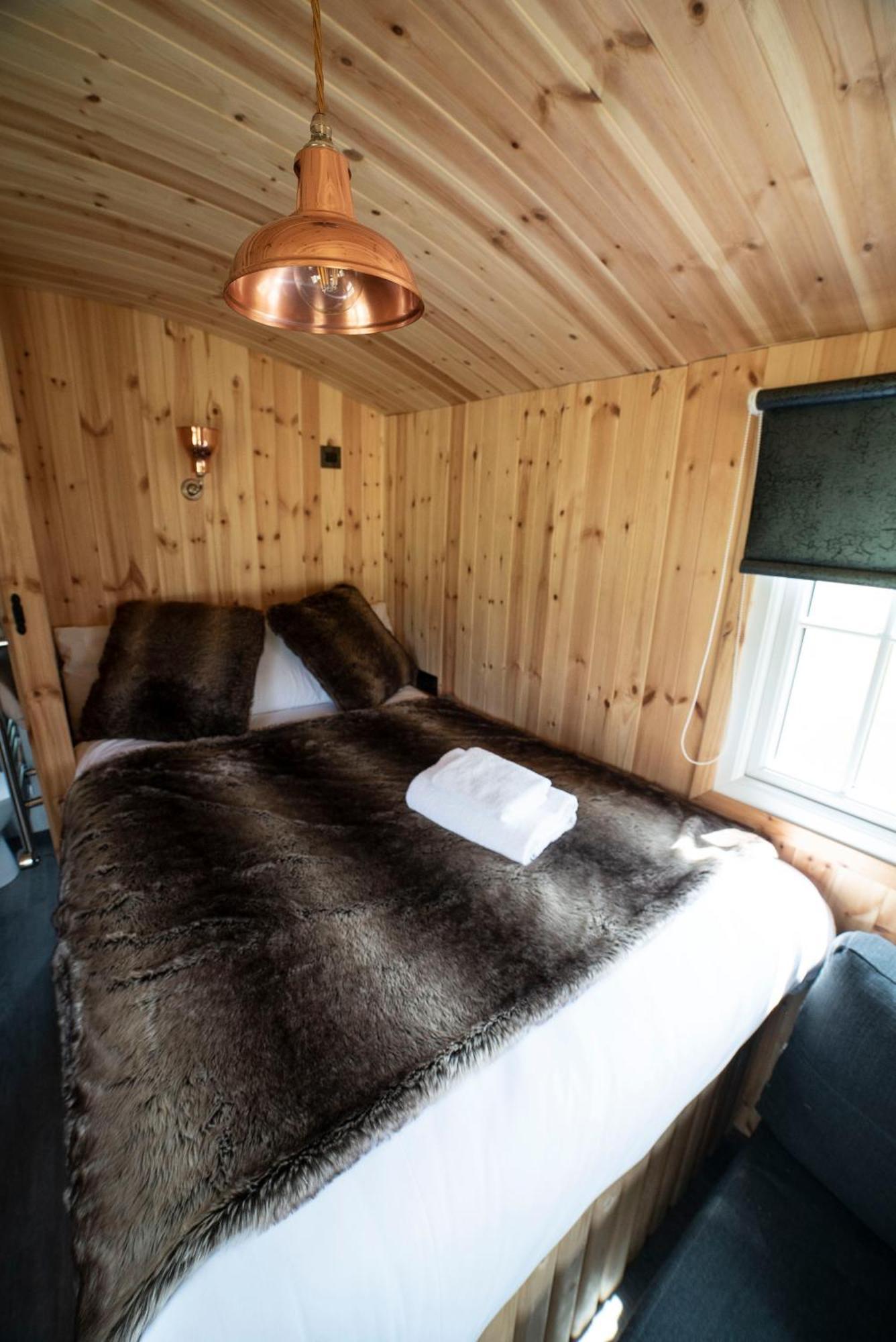 Bed & Breakfast Old Hall House, Nec 4*