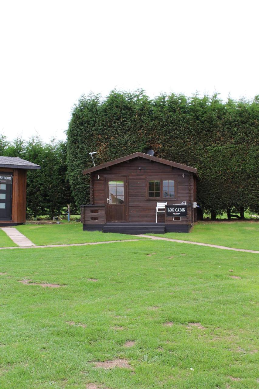 Couette-café Old Hall House, Nec 4*
